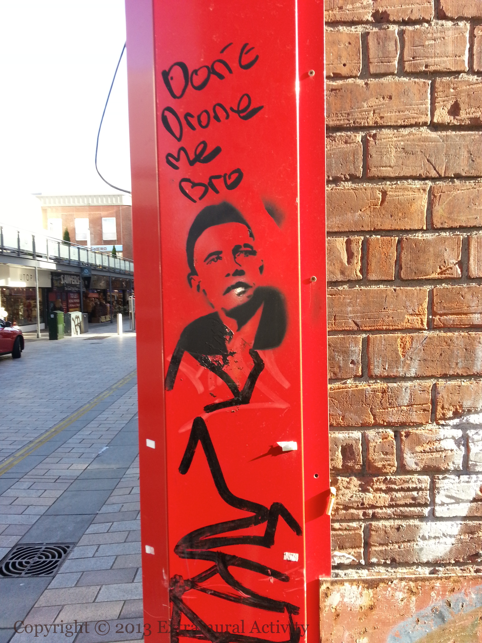 2013-11-01 DontDroneMeBro+