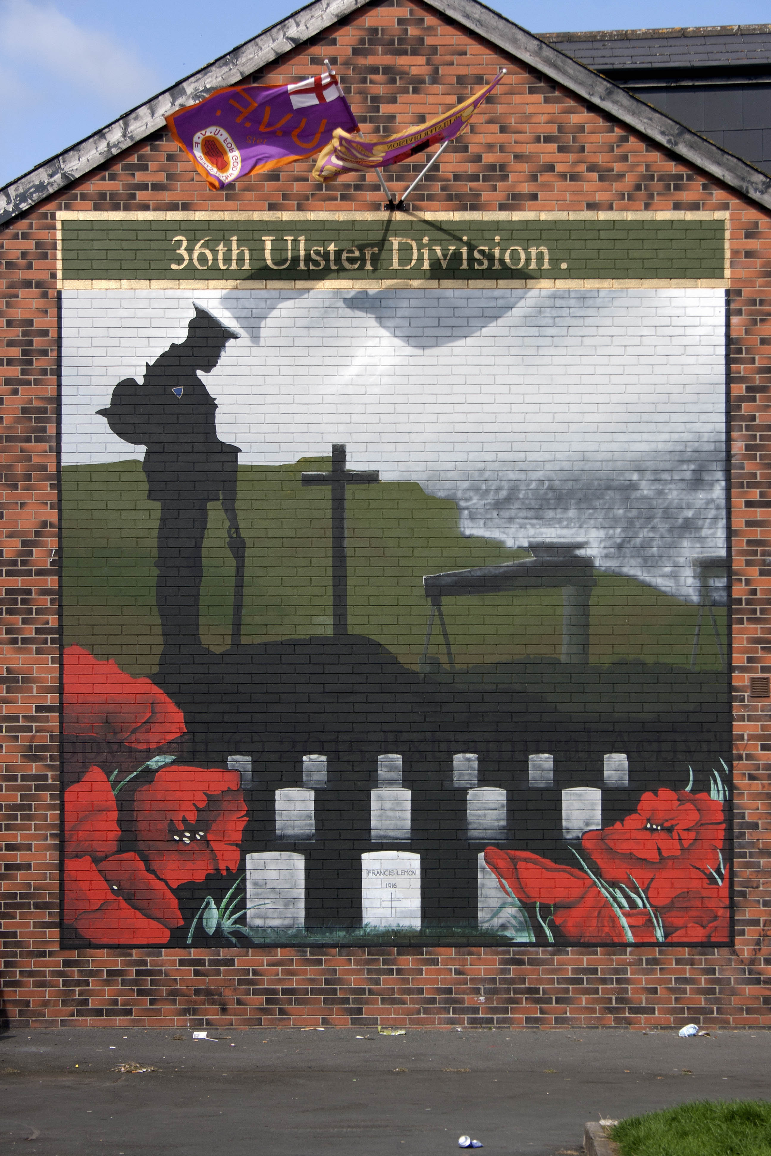 02989 2015-09-05 Flora St 36th Ulster main+