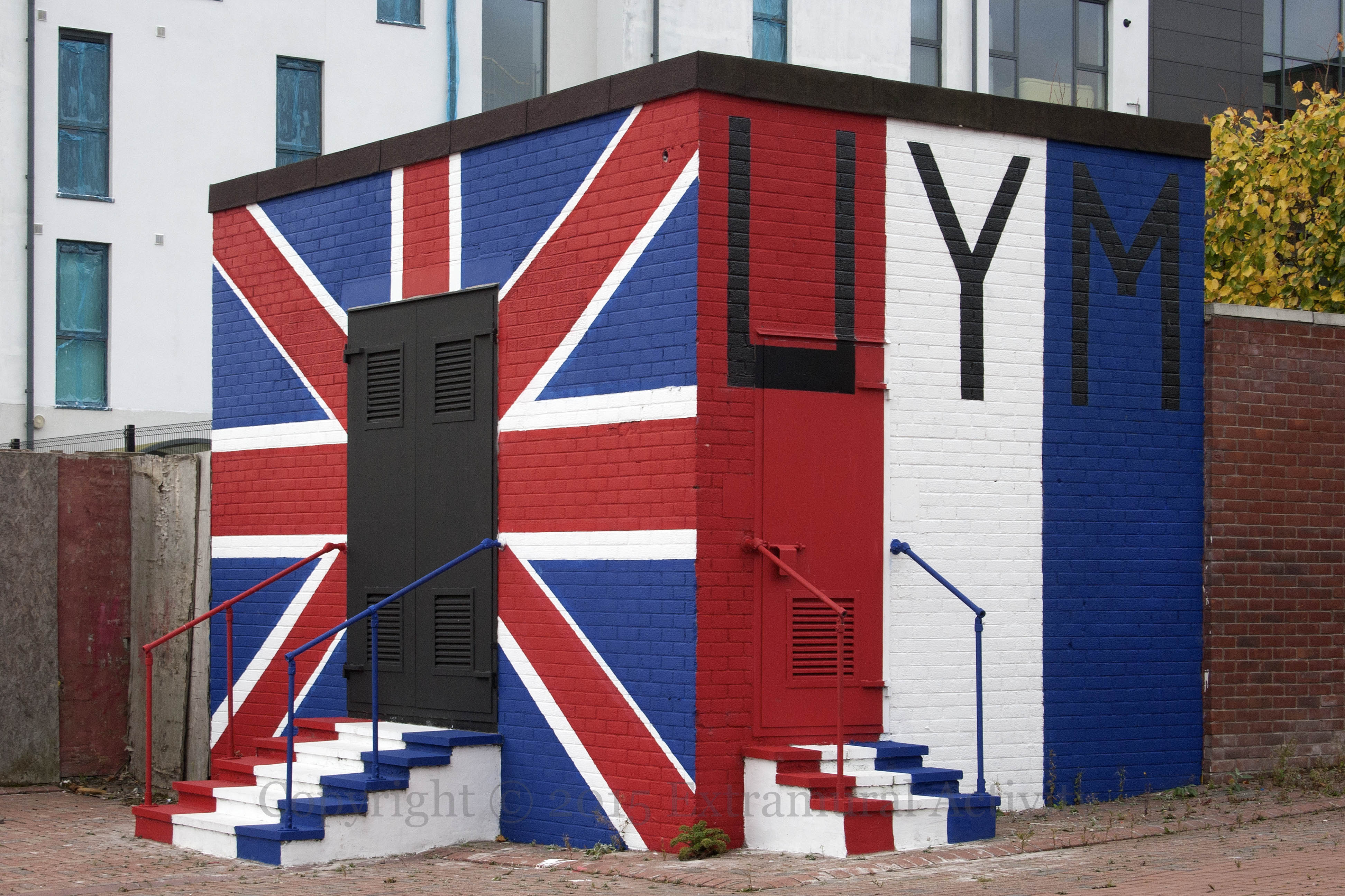 03116 2015-10-11 Lower Shankill Box+