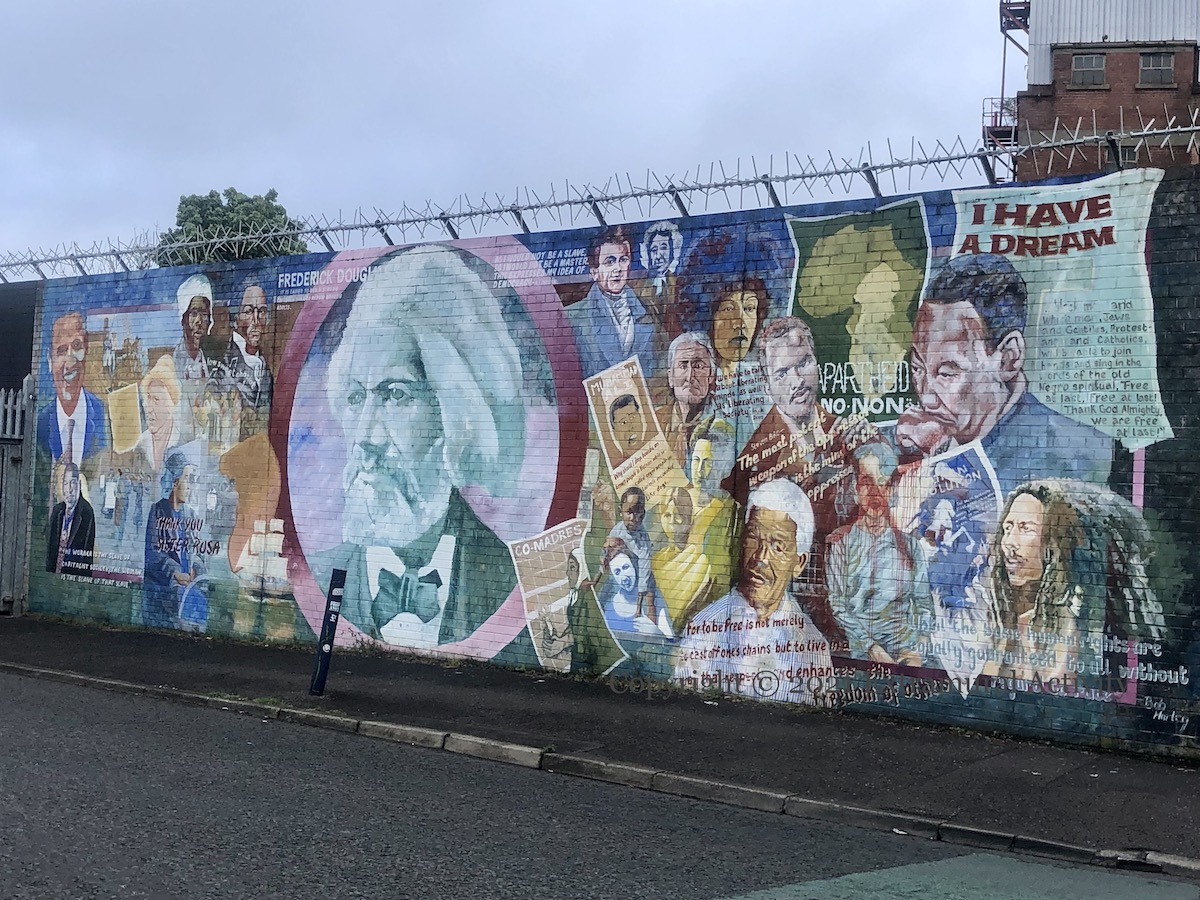 X09749 2021-09-24 Douglass+